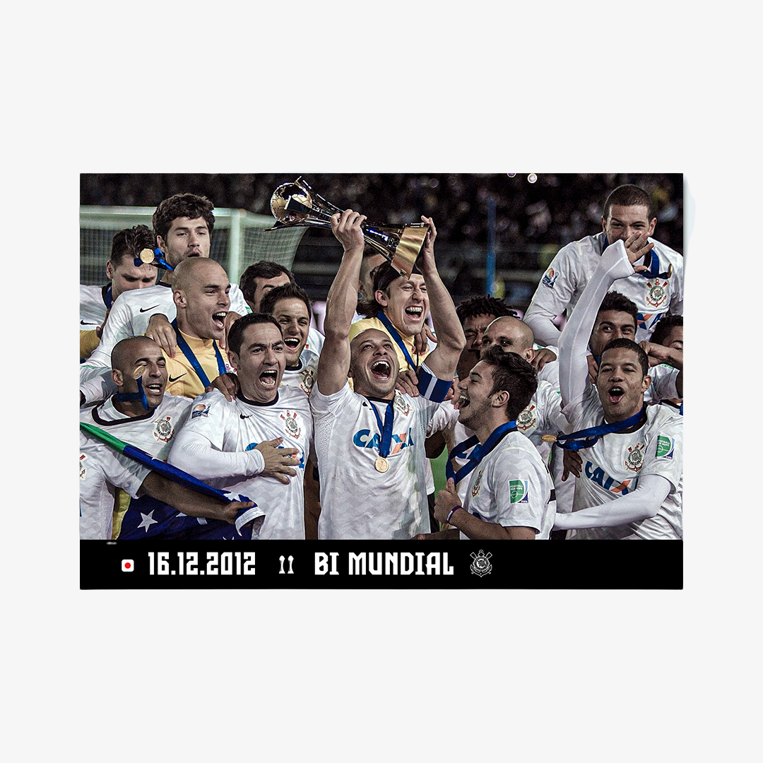 Kit Posters Corinthians - "O Dia que a Loucura Virou Mundial" + 4 Adesivos Exclusivos