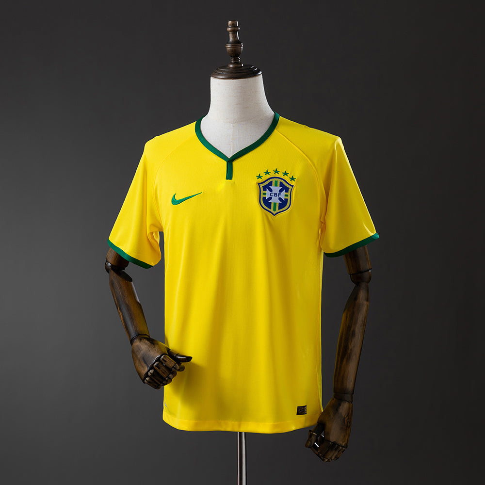 Camisa Retrô Seleção Brasil Amarela 2014