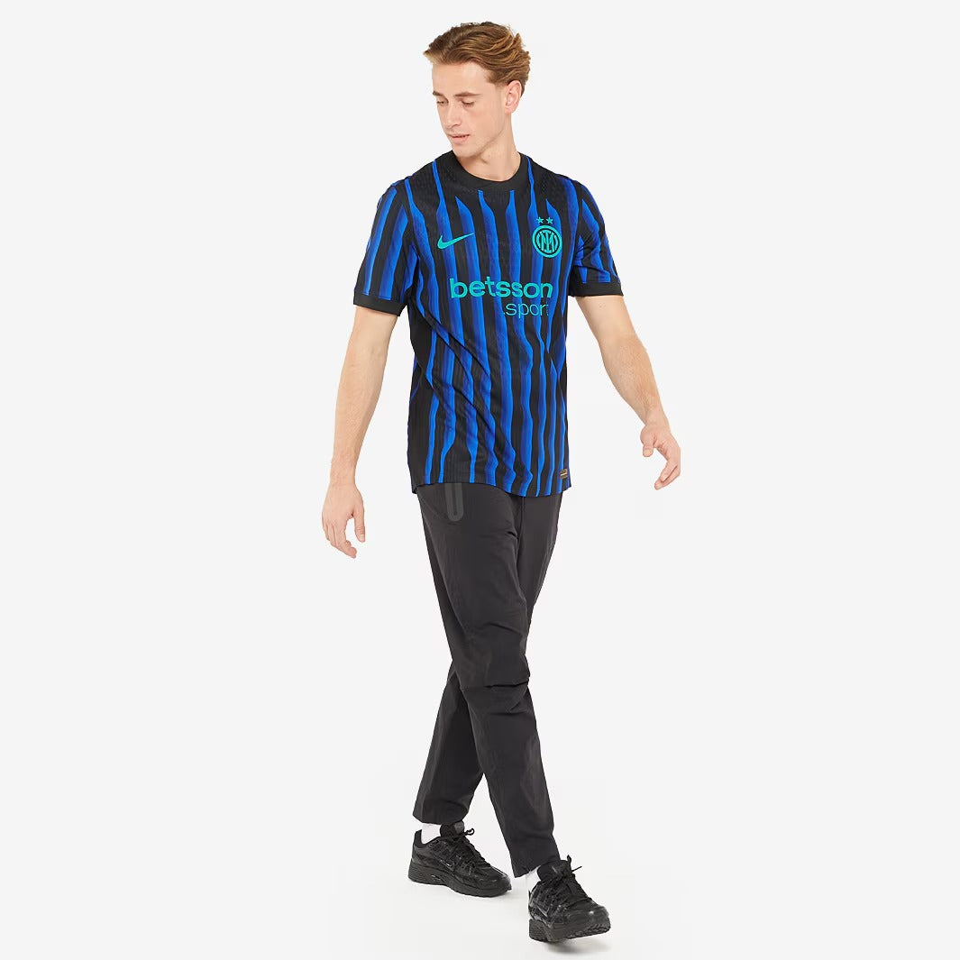 Camisa Inter de Milão 2025/26 I - Vista Frontal/Detalhes