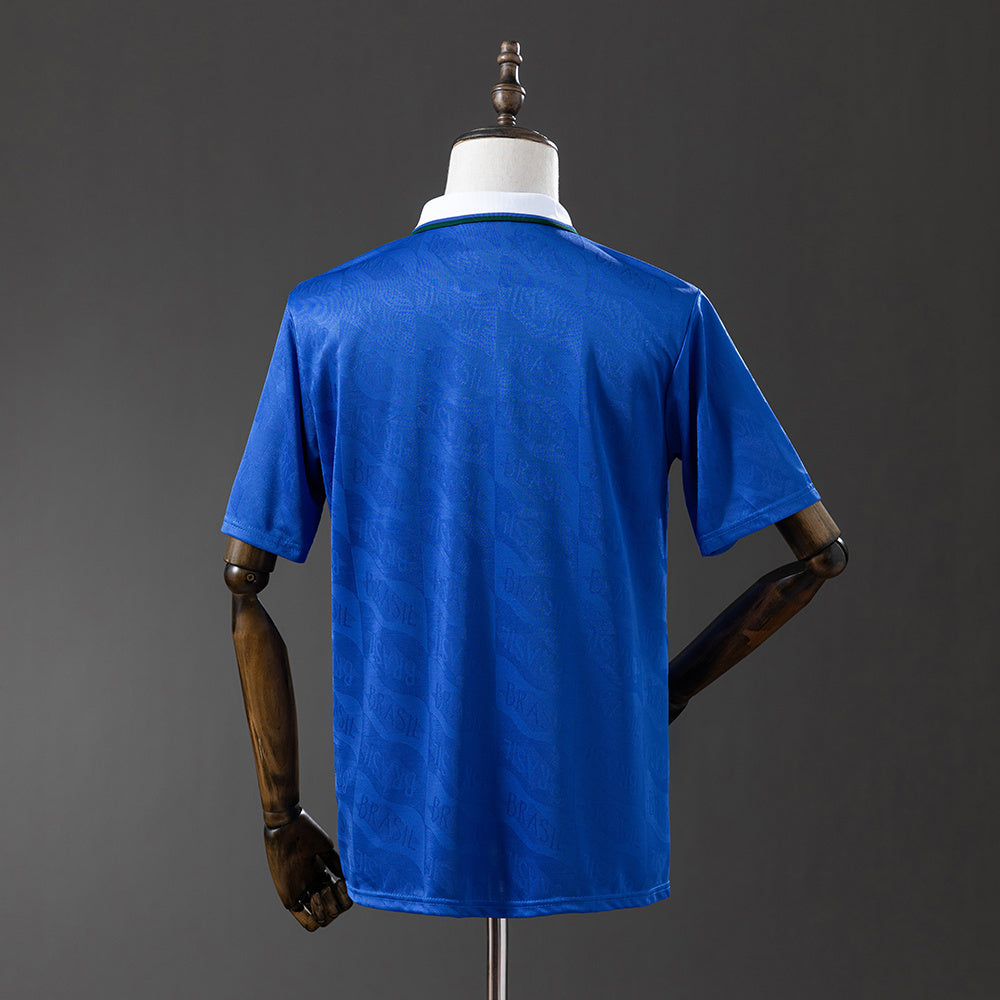 Camisa Retrô Seleção Brasil Azul 1992 - Vista Frontal/Detalhes