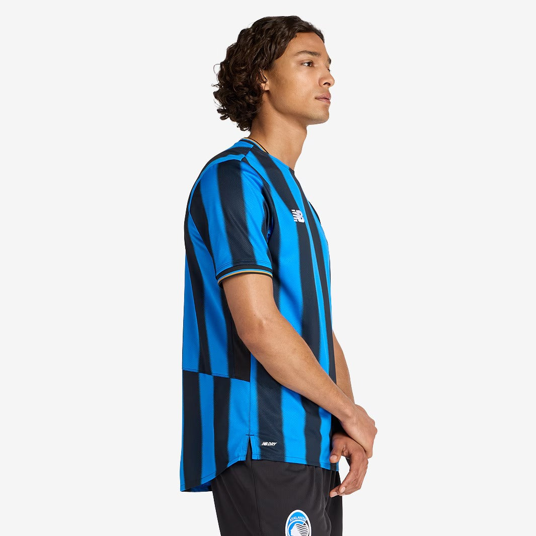 Camisa  Atalanta 2025/26 I - Vista Frontal/Detalhes