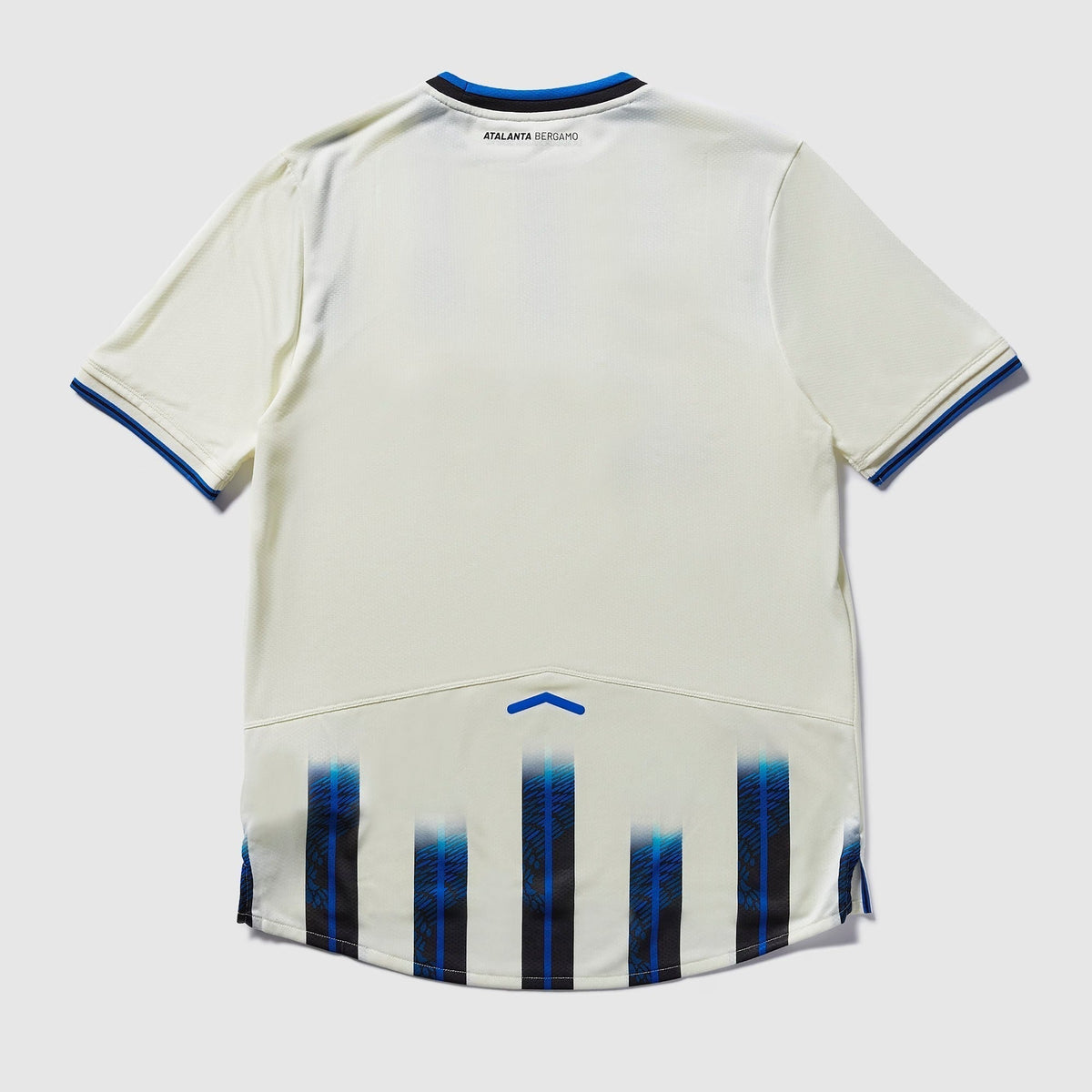Camisa  Atalanta 2025/26 II - Vista Frontal/Detalhes